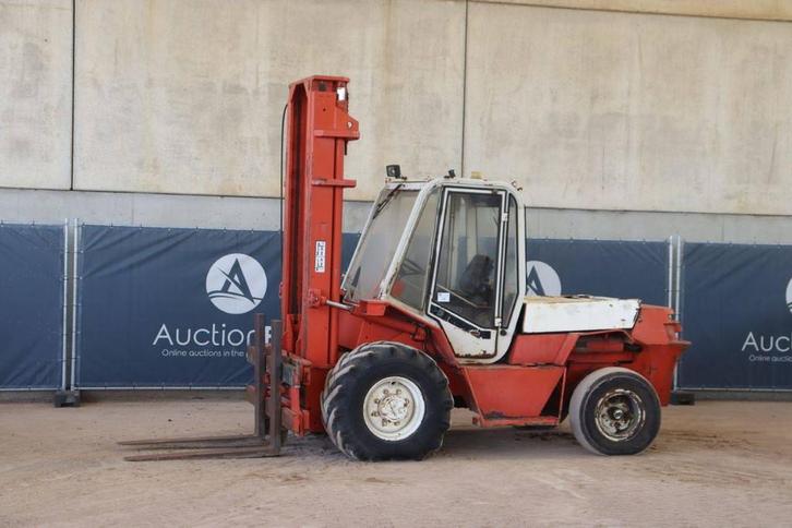 Veiling: Ruw-terreinheftruck Manitou Diesel, Zakelijke goederen, Machines en Bouw | Heftrucks en Intern transport, Ophalen