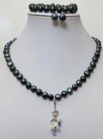 Perles Naturelles Noires avec pendentif détachable en