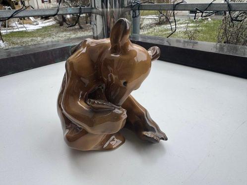 Allach - Beeldje - Bär sitzend Nr.32 - Porselein, Antiek en Kunst, Antiek | Glaswerk en Kristal