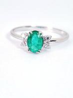 Ring - 18 karaat Witgoud Smaragd - Diamant, Handtassen en Accessoires, Ringen, Nieuw