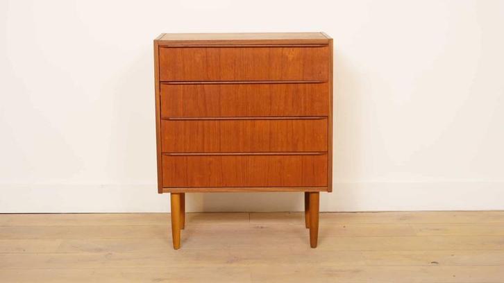 Vintage ladekast | 4 lades | Nachtkastje, Huis en Inrichting, Kasten | Ladekasten, Ophalen of Verzenden