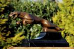 sculptuur, bronzen springende jaguar 65 cm - 33 cm - brons