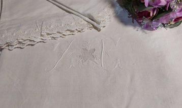 Drap de lit (3) - 280 cm - 215 cm - Anciennes broderies
