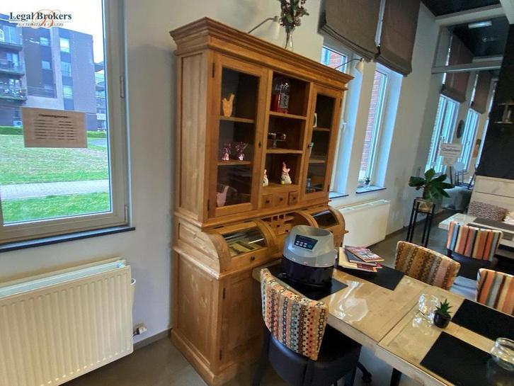 Houten commode met displays – Hoofdverbru, Zakelijke goederen, Horeca | Keukenapparatuur, Overige typen, Ophalen of Verzenden