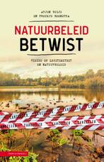 Natuurbeleid betwist 9789050117456, Verzenden, Zo goed als nieuw