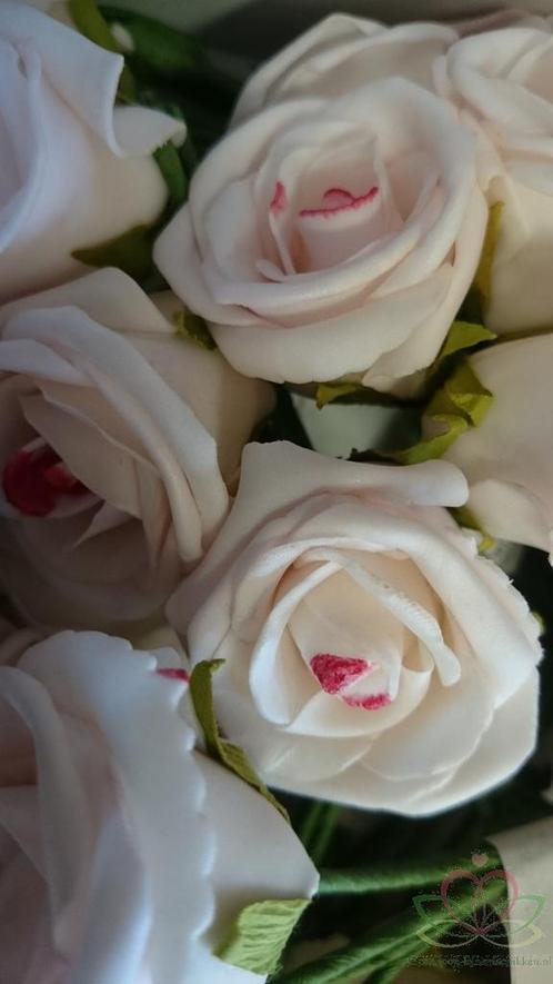 Foam rose elegant 5cm. 5pc bundel lichtrose likje rood, Maison & Meubles, Accessoires pour la Maison | Plantes & Fleurs artificielles
