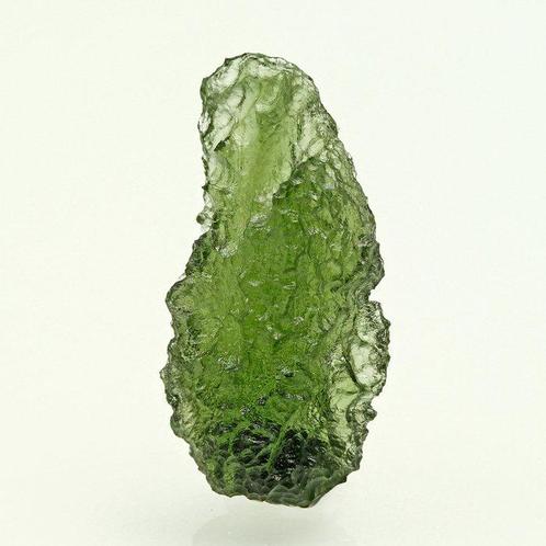 PERFECT! Moldaviet Kristal - Hoogte: 3.2 cm - Breedte: 1.5, Verzamelen, Mineralen en Fossielen