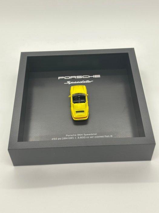 Artwork - Porsche - 964 Speedster - classic - Framed model, Hobby en Vrije tijd, Modelauto's | 1:5 tot 1:12
