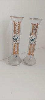 Vaas (2) - Opaline glas