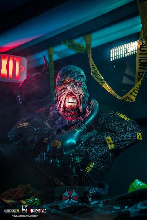 Resident Evil 3 Remake Bust 1/1 Nemesis 90 cm, Verzamelen, Film en Tv, Ophalen of Verzenden