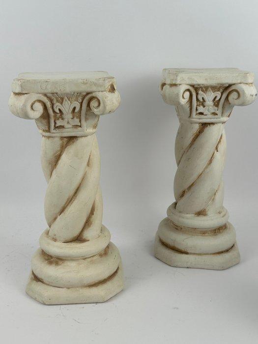 Standaard (2) - Een paar neoclassistische zuilen - Gips, Antiquités & Art, Curiosités & Brocante