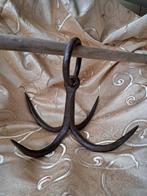 Beeld, Antik,kovácsoltvas hentes 4ágú húskampó - 16 cm -