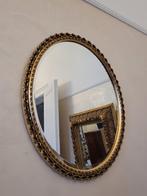 Ovaler Wandspiegel – reich verzierter Barockstil-Rahmen –