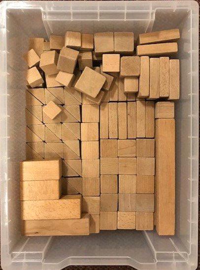 Houten blokjes in een bak.1, Boeken, Schoolboeken, Verzenden