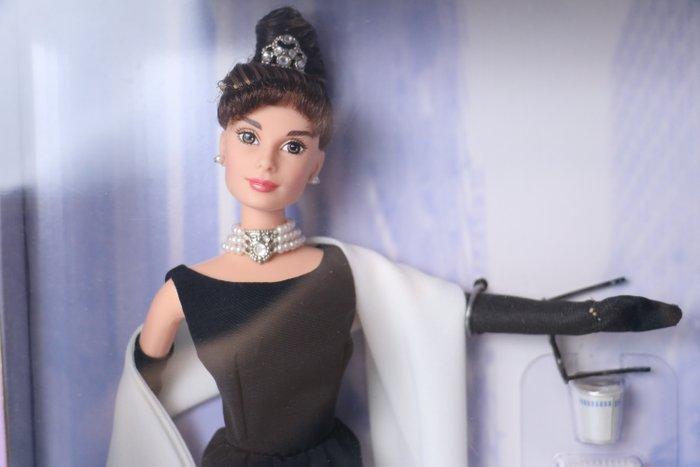 Mattel - Barbiepop Barbie Doll - Audrey Hepburn Breakfast, Antiek en Kunst, Antiek | Speelgoed