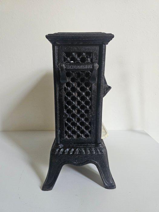 chaleur et lumier - chaleur et lumier Kachel - Smeedijzer,, Antiek en Kunst, Antiek | Overige Antiek