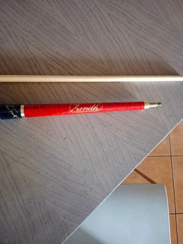 bille de billard beschikbaar voor biedingen