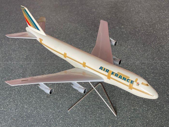 Modelvliegtuig - Boeing 747 Air France anni 70, Antiek en Kunst, Antiek | Wandborden en Tegels