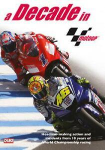 MotoGP: A Decade in MotoGP DVD (2011) Valentino Rossi cert E, CD & DVD, DVD | Autres DVD, Envoi