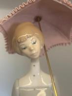 Lladró - Vicente Martínez - Beeldje, Modista (4700) - 38 cm