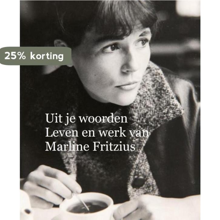 Uit je woorden 9789462262720 Hanna Velthoen, Boeken, Kunst en Cultuur | Beeldend, Zo goed als nieuw, Verzenden