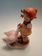 Hummel - Beeldje - Ganze meisje - TMK5 - Keramiek, Antiek en Kunst