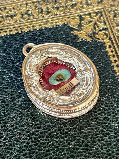 Reliekhouder - Glas, Legering, Textiel - 1800-1850 - Sint, Antiek en Kunst, Kunst | Niet-Westerse kunst
