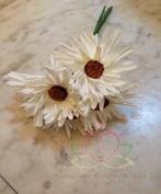 Aster gerbera foambloem doos 30st crèmewit foambloemen, Nieuw