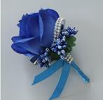 Luxe corsage,corsage van zijdebloemen blauw met strass