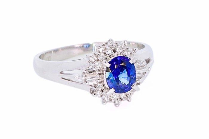 Zonder Minimumprijs - Verlovingsring Platina - 1.02ct. tw., Handtassen en Accessoires, Antieke sieraden