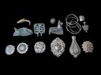 Set of Roman to Medieval ( 17 Pieces ) Hanger, Bijoux, Sacs & Beauté
