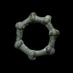 Keltisch Brons Keltische bronzen ringamulet of ringgeld - 43