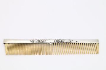 Figure - Comb - Argent 833