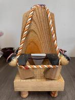 The portable shrine used in Japanese shrine rituals. -