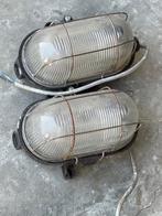 TGL - BG2M - Lamp (2) - Glas, Metaal - Vintage muur lamp.