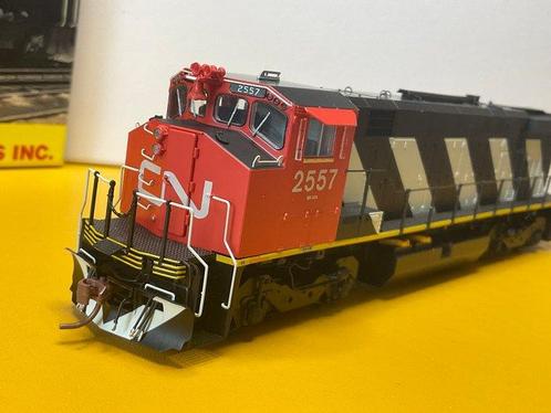RAPIDO H0 - 33504 - Diesellocomotief (1) - MLW M420 - CN, Hobby en Vrije tijd, Modeltreinen | H0