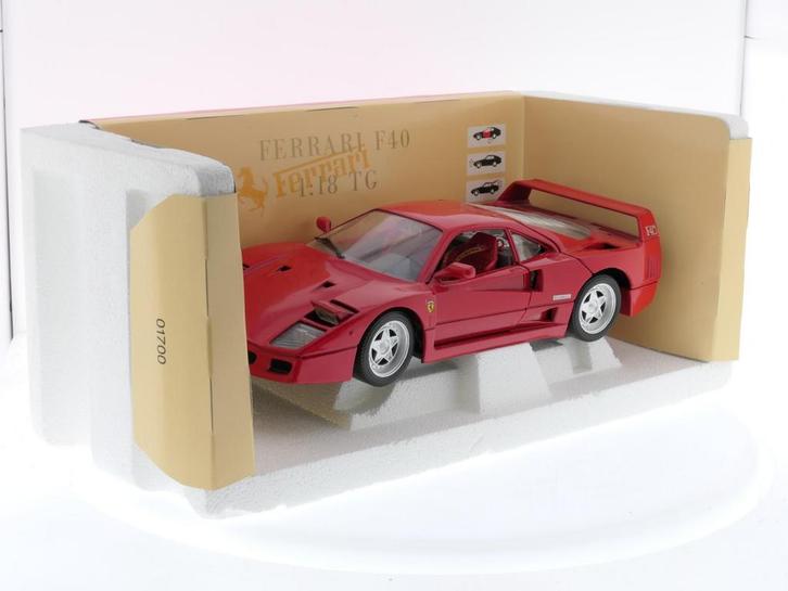 Schaal 1:18 Tonka-Polistil 01700 Ferrari F40 1988 #5232, Hobby en Vrije tijd, Modelauto's | 1:18, Zo goed als nieuw, Ophalen of Verzenden