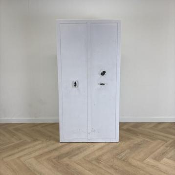 brandwerende kluis/archiefkast + sleutel (hxbxd) 180x90x57 beschikbaar voor biedingen