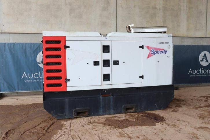 Veiling: Generator SDMO R165 Diesel 150kVA 2011, Articles professionnels, Machines & Construction | Générateurs, Enlèvement