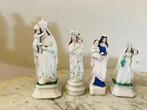 9 statues religieuse et 2 bénitier.......NO RESERVE....... -