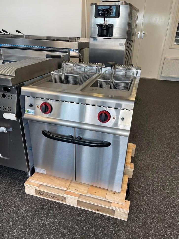 STERKE FRITEUS3 380V 2X20 LITER 106KG, Zakelijke goederen, Horeca | Keukenapparatuur, Nieuw in verpakking, Fornuis, Frituur en Grillen