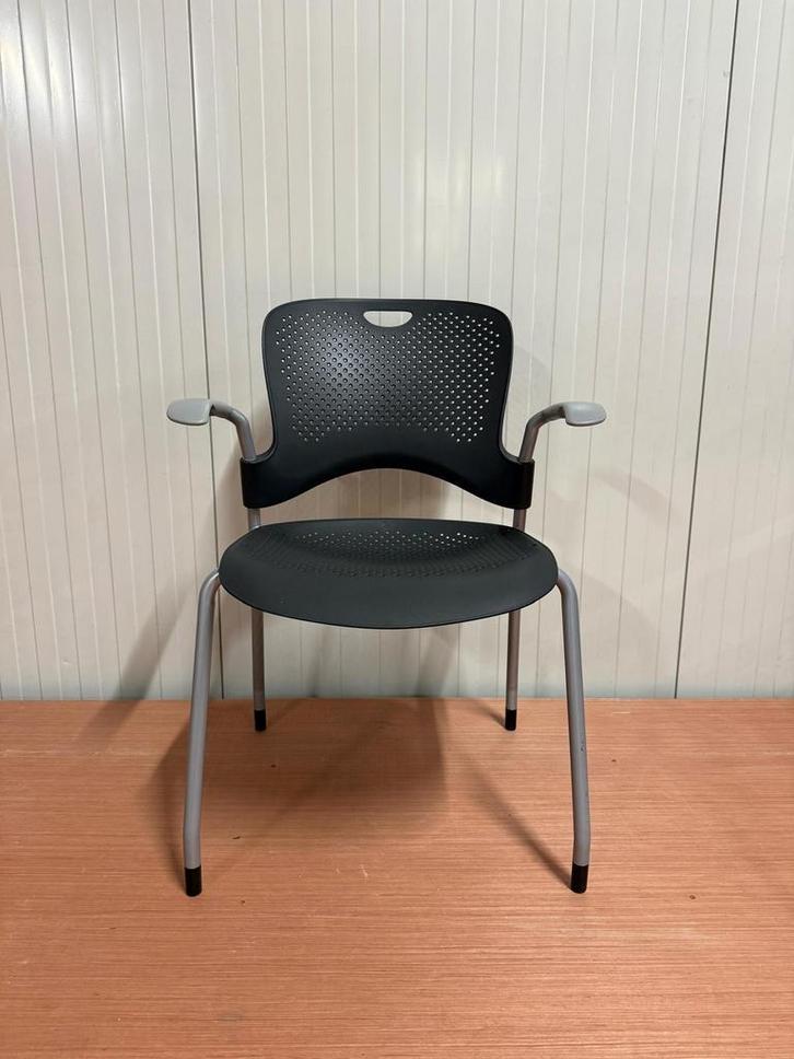 Voorraad Herman Miller Caper stoelen - Kleur Zwart, Huis en Inrichting, Bureaustoelen, Bureaustoel, Zwart, Zo goed als nieuw, Ergonomisch