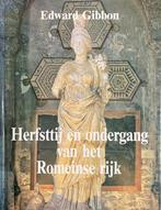 Herfsttij en ondergang van het Romeinse rijk 9789061136750, Boeken, Verzenden, Gelezen, Gibbon