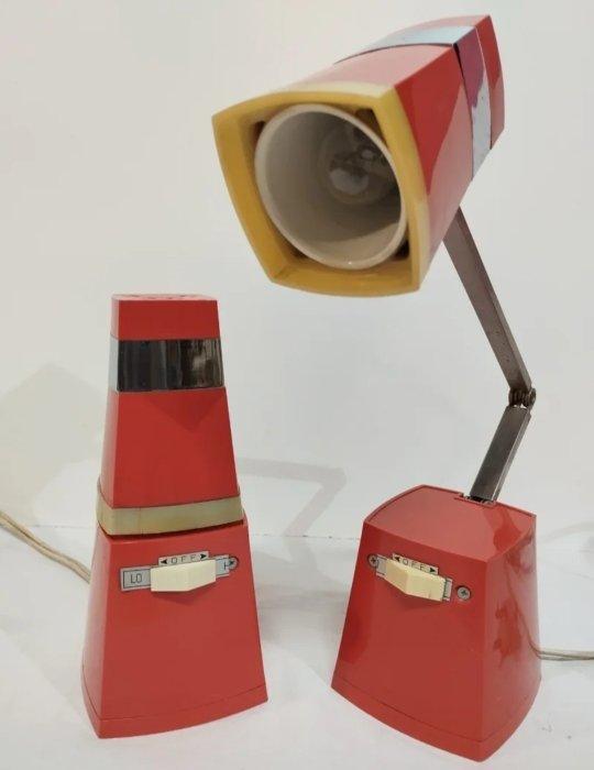 Taki Lights - Tada Iko - Lamp (2) - Plastic, Antiek en Kunst, Antiek | Meubels | Stoelen en Sofa's