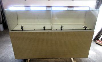 Balie, Vitrine, Toonbank 155,5cm beschikbaar voor biedingen