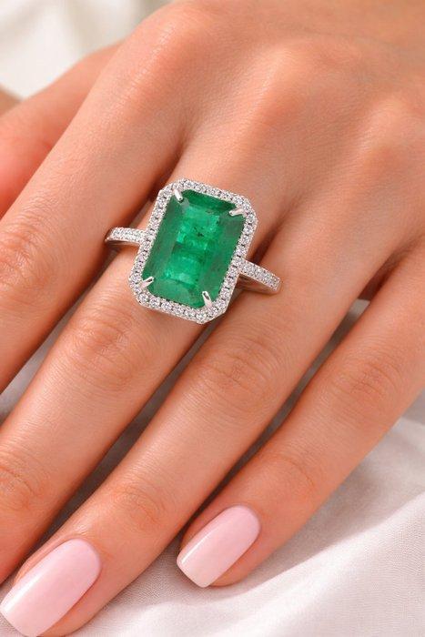 Ring Platina - 4.18ct. tw. Smaragd - Diamant, Handtassen en Accessoires, Ringen