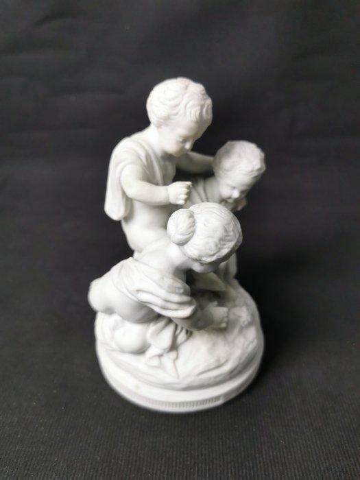 Beeld, Scultura angeloni in bisquit stile Sèvres, Antiek en Kunst, Antiek | Glaswerk en Kristal