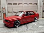 Solido 1:18 - Modelauto - BMW E30 M3 evolution 1988 met, Hobby en Vrije tijd, Modelauto's | 1:5 tot 1:12, Nieuw