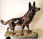 Becquet - Statue, Statue de chien - 37 cm - Porcelaine