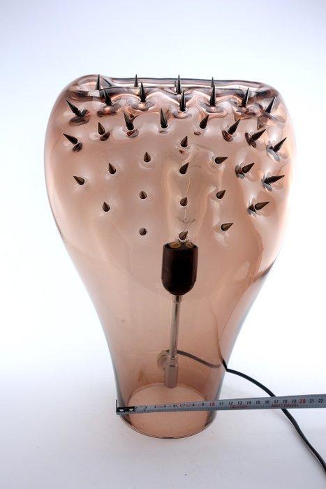 Vanessa Mitrani - Vanessa Mitrani - Vase - Laiton, Antiek en Kunst, Curiosa en Brocante